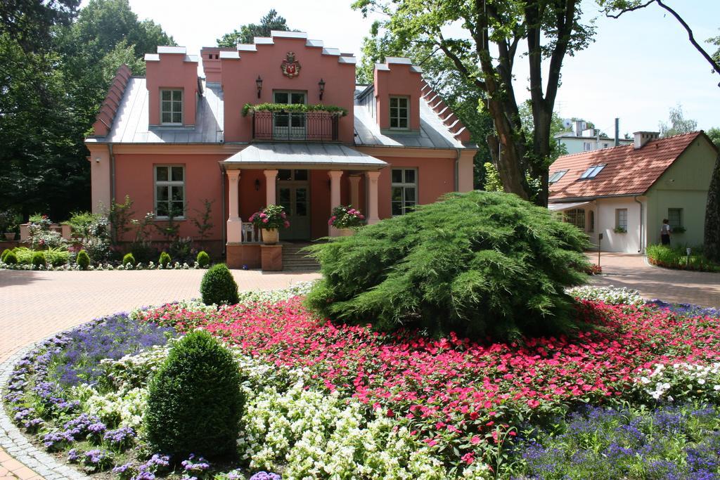 Willa Rozana Nałęczów Exterior foto